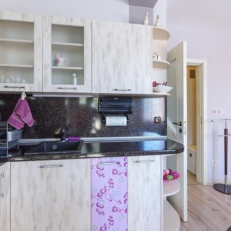 Ултра Виолет/Ultraviolet Burgas Exterior foto